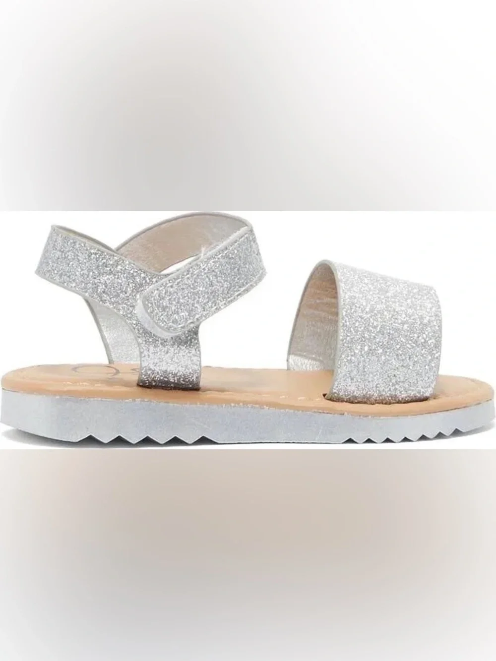 Olivia Miller Girl Baby Silver Sparkle. Size 5